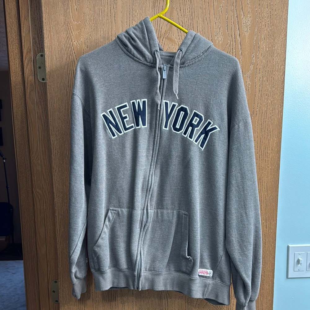 New York Yankees Gray Hoodie